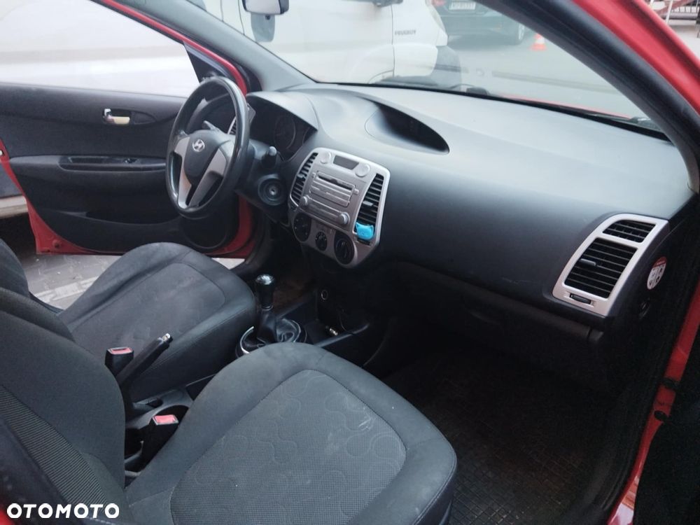 Hyundai i20 1.2 Classic EU5 - 8
