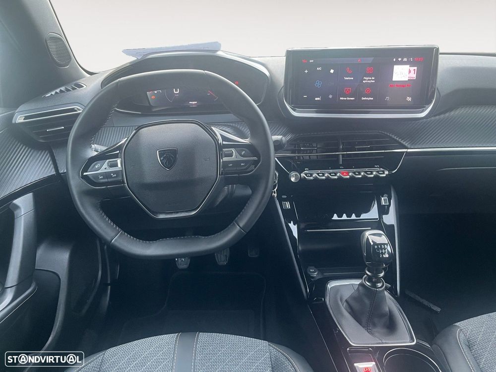 Peugeot 2008 1.2 PureTech Allure - 11
