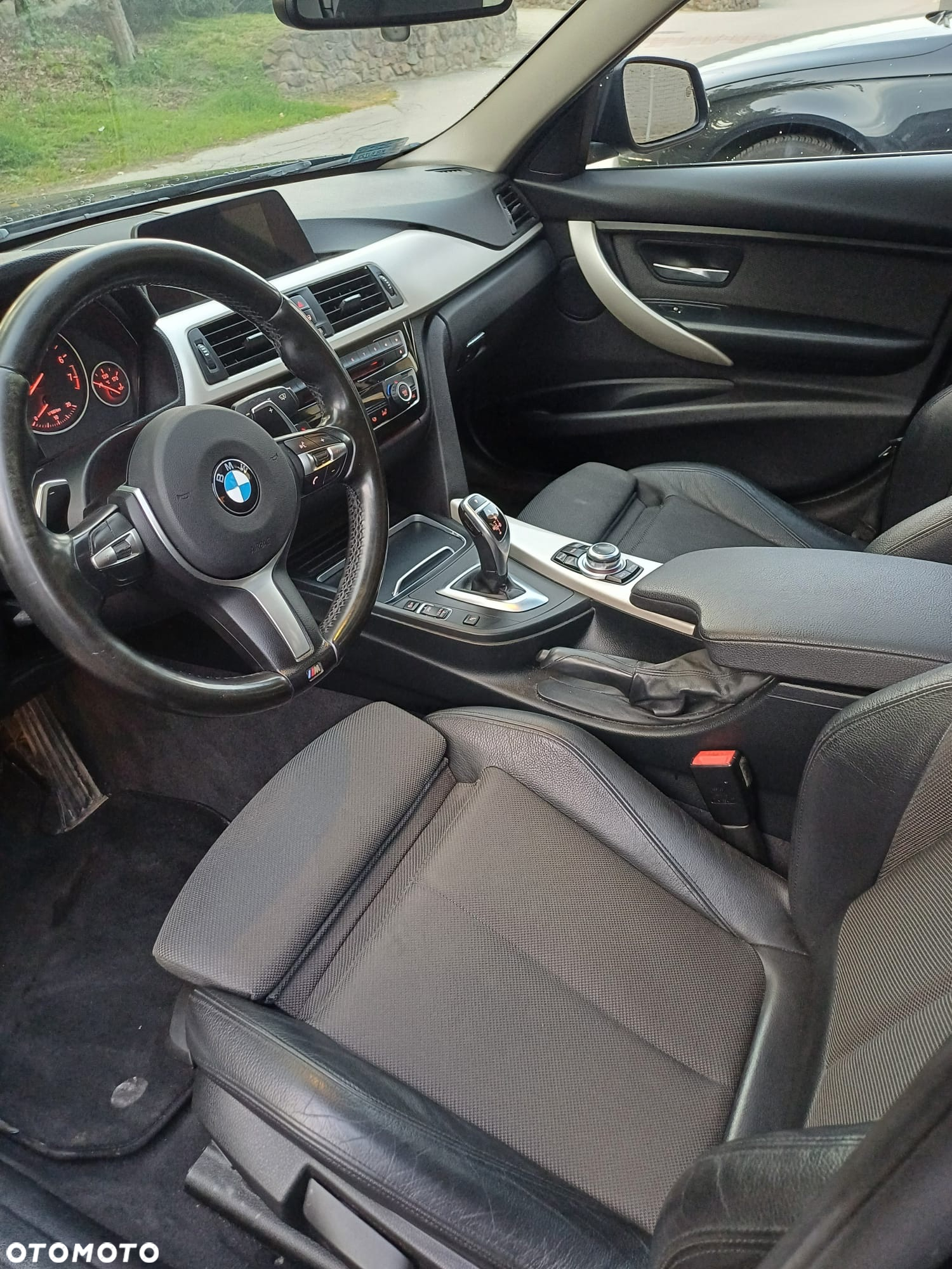 BMW Seria 3 330i xDrive - 3