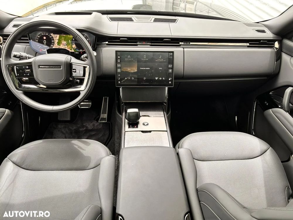 Land Rover Range Rover 4.4 V8 P615 MHEV SV Black - 8