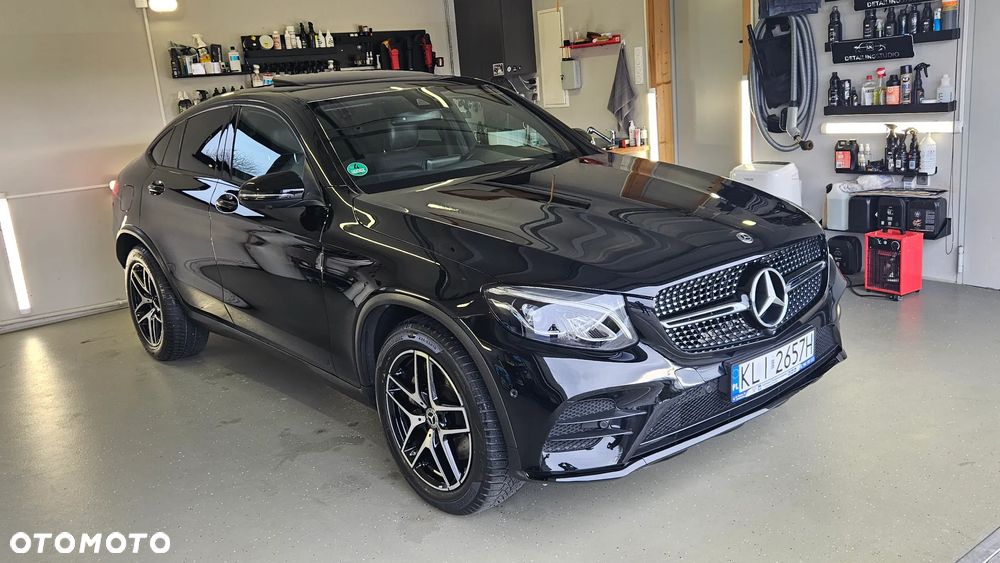 Mercedes-Benz GLC 250 4Matic 9G-TRONIC AMG Line - 20