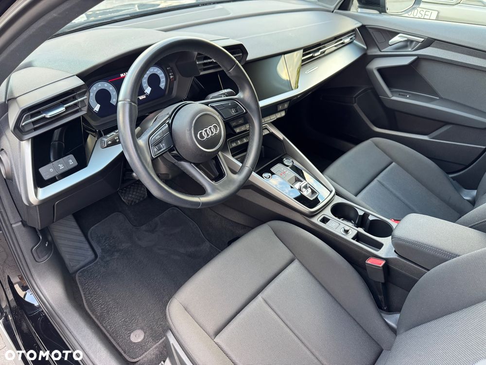 Audi A3 Sportback 30 TFSI mHEV Edition One S tronic - 17