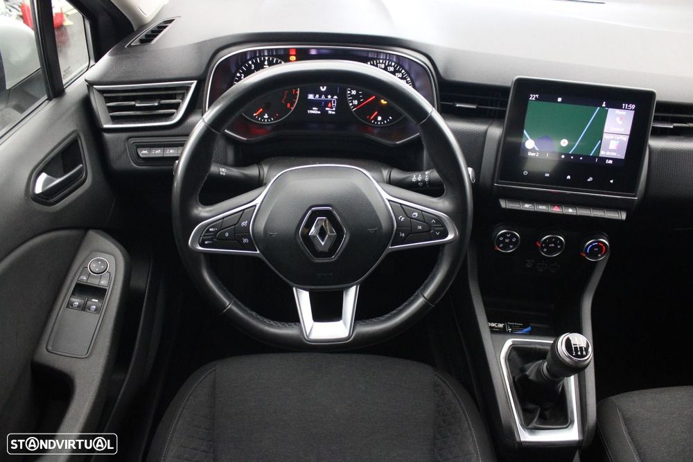 Renault Clio - 10