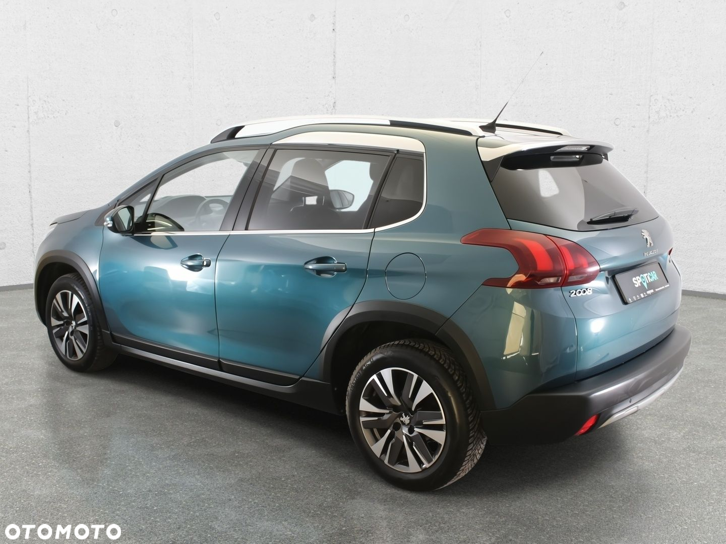 Peugeot 2008 - 9