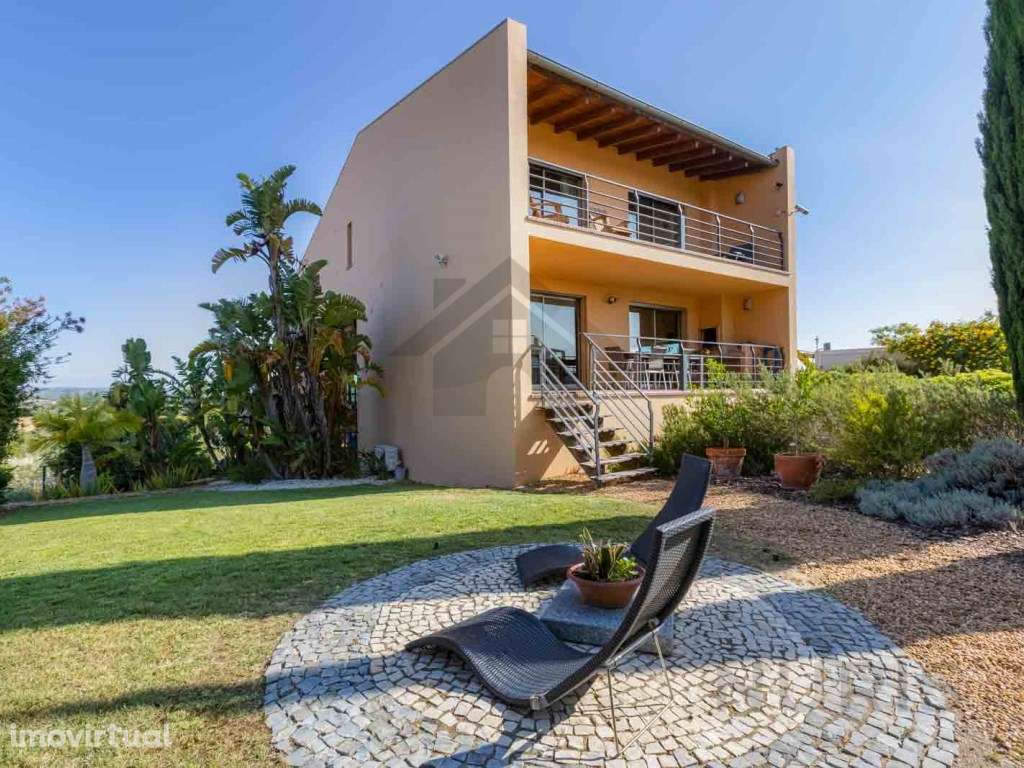 Moradia T4 com Piscina para Venda em Algoz - Algarve - Grande imagem: 5/58