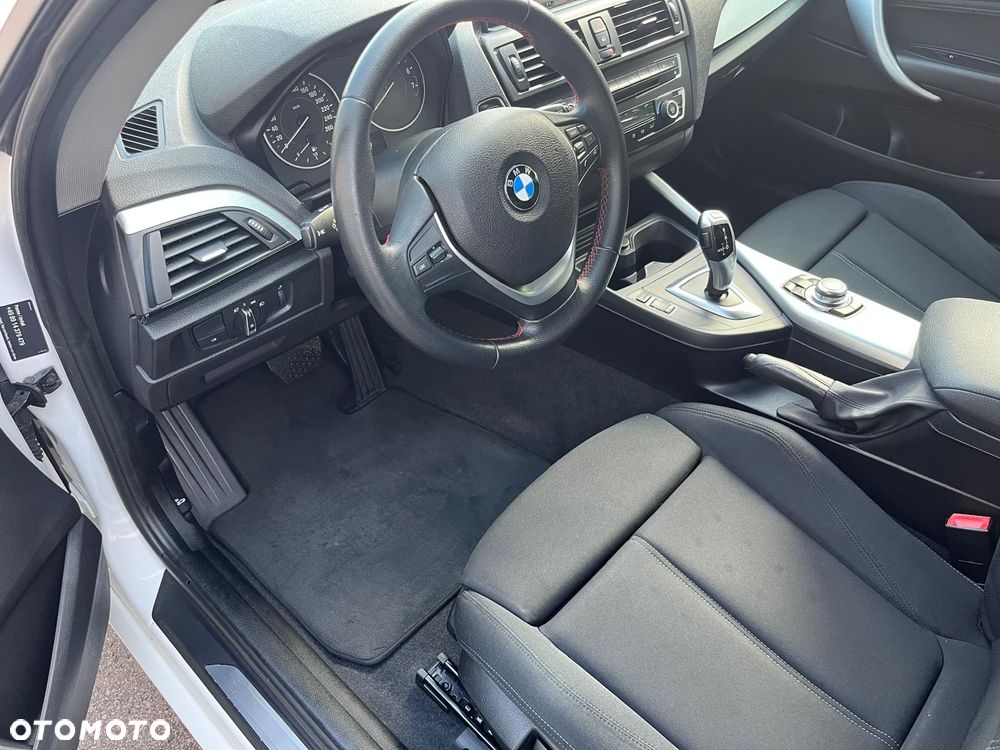 BMW Seria 1 116i Sport Line - 11