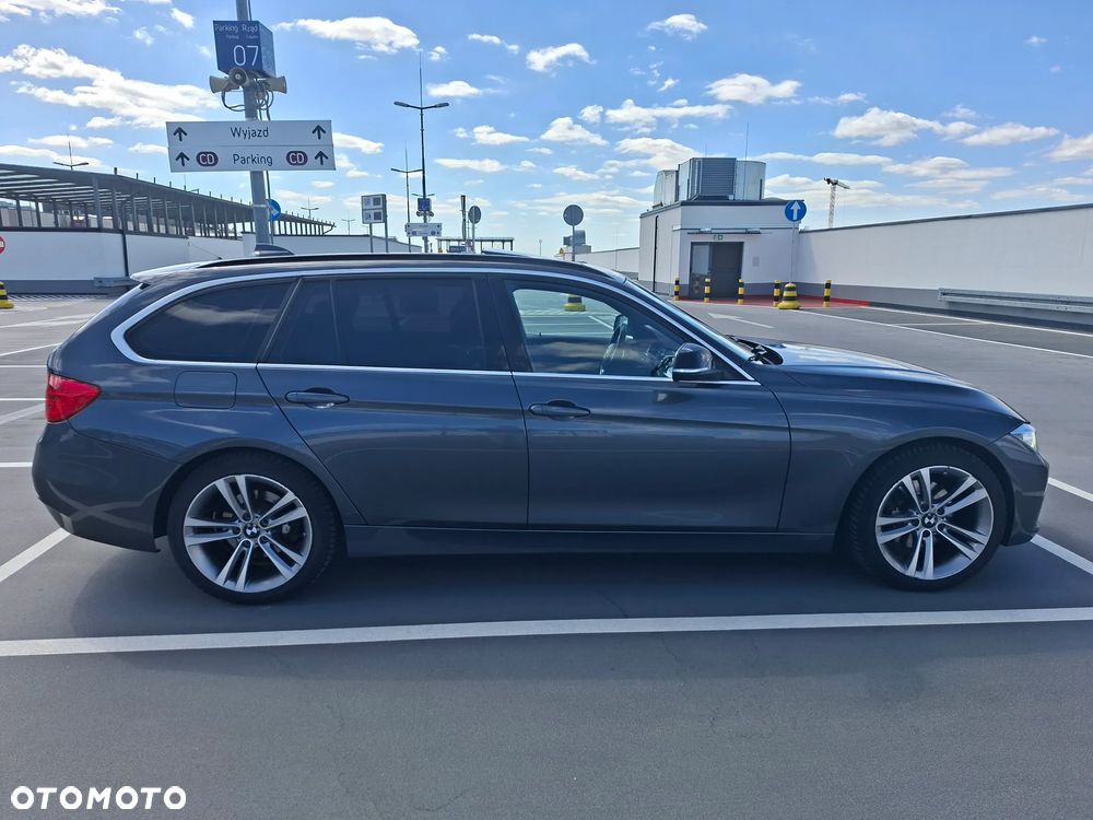 BMW Seria 3 328i Sport Line - 2