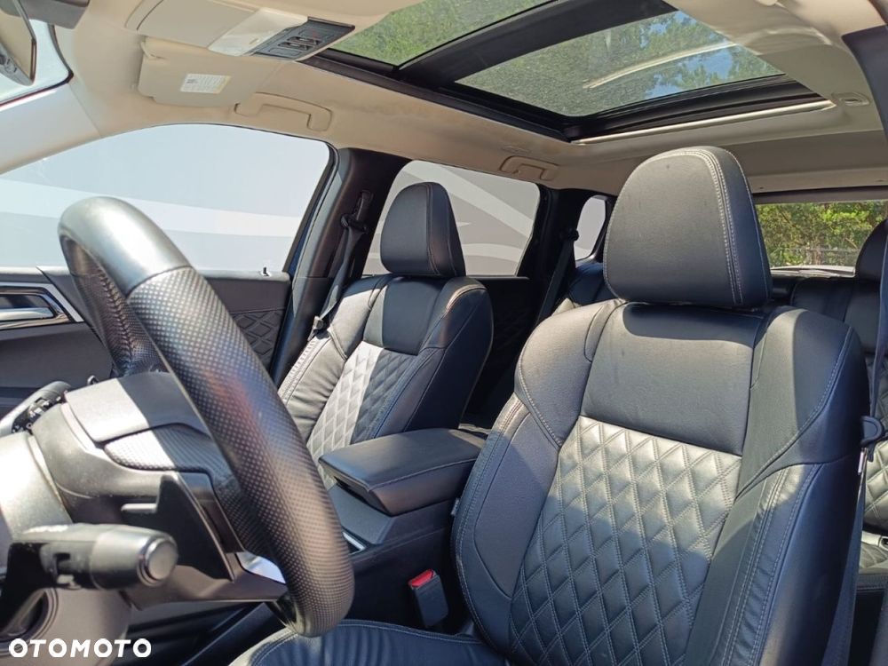 Mitsubishi Outlander - 19