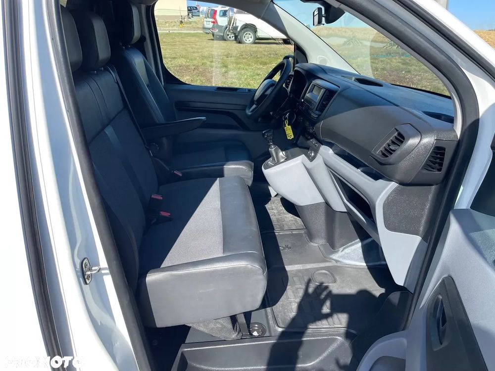 Peugeot Expert - 8