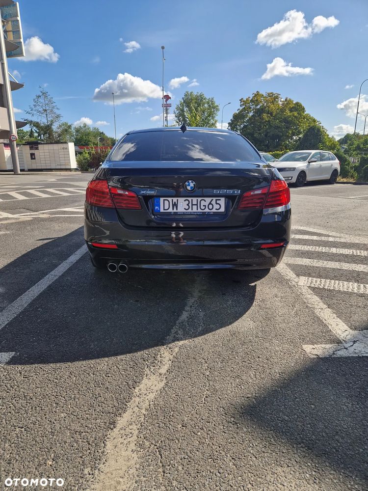 BMW 5 Series 2015 photo 5