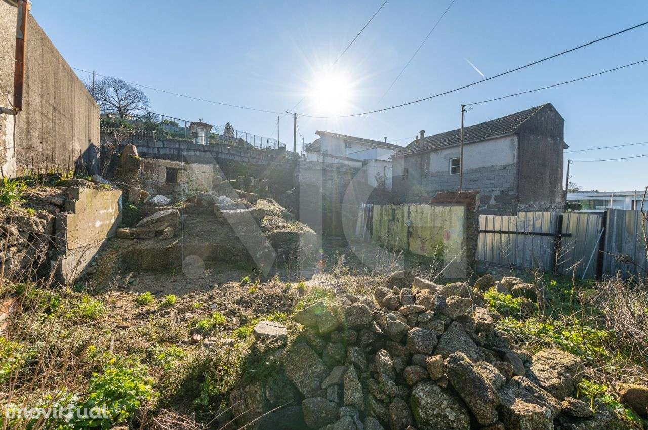 Moradia em Ruínas para Recuperar, em Penafiel - Grande imagem: 5/22
