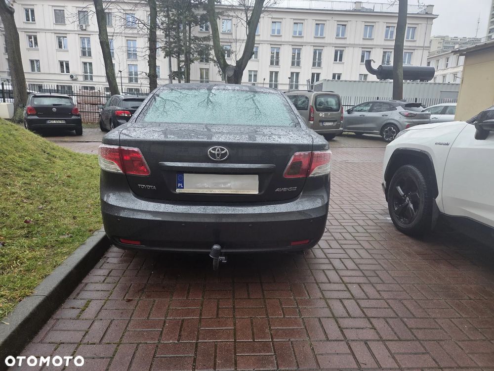 Toyota Avensis 1.8 Luna - 5