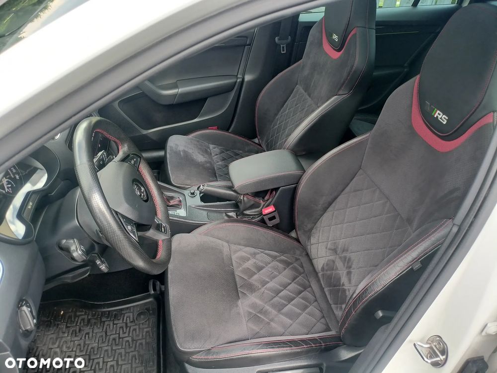 Skoda Octavia 2.0 TDI 4x4 RS DSG - 9