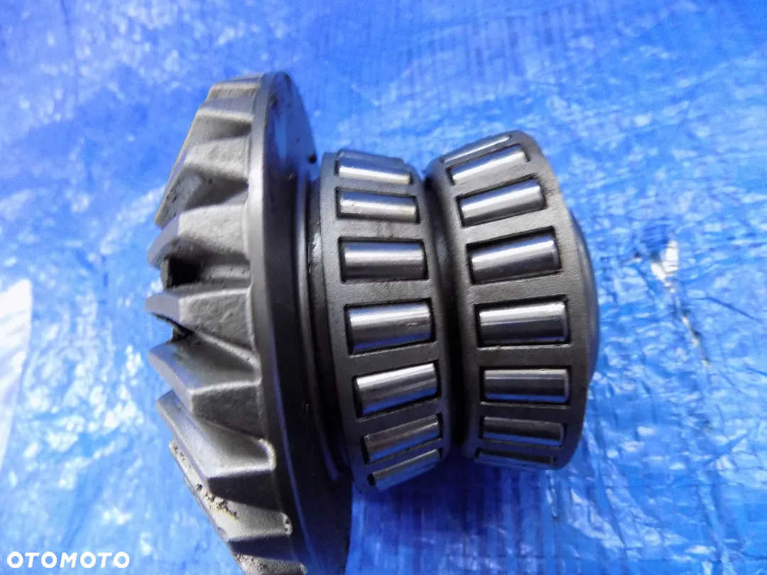 wałek koło zębate napędu pompy john deere 6300 6100 6200 6400 - 3