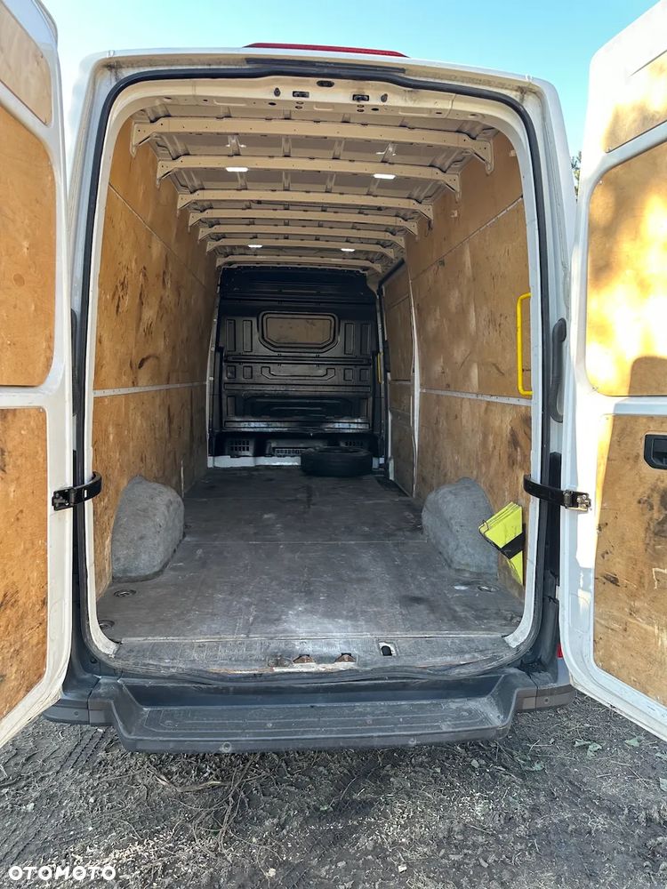 Volkswagen Crafter - 37
