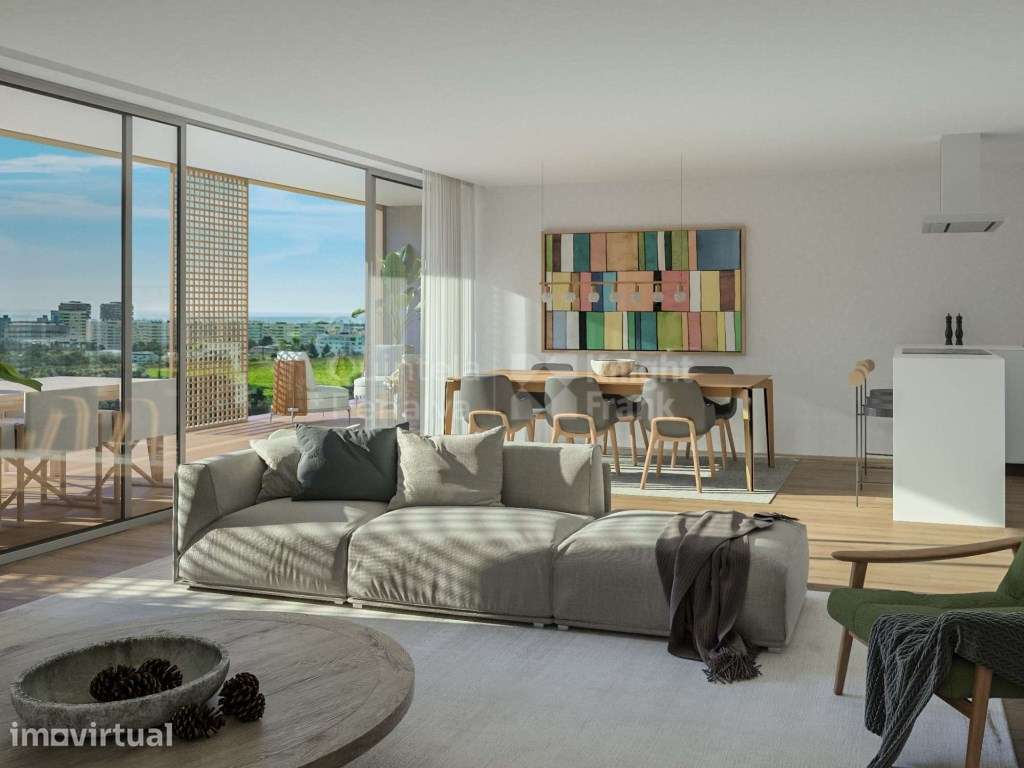 Apartamento T3 com varanda e estacionamento em Oeiras - Grande imagem: 2/20