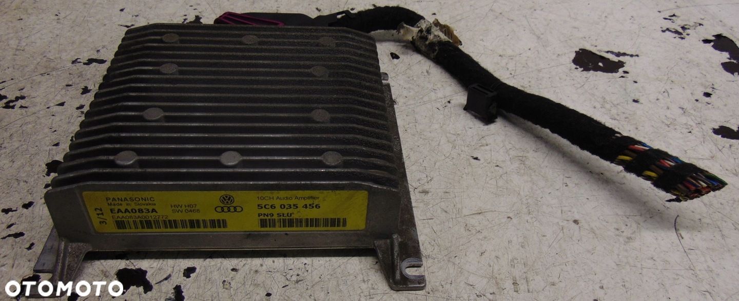 WZMACNIACZ RADIA AUDIO SKODA OCTAVIA 2 II EUROPA - 1