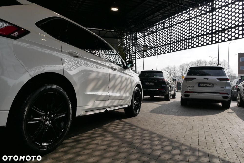 Ford Edge 2.0 EcoBlue Bi-Turbo 4x4 ST-LINE - 34