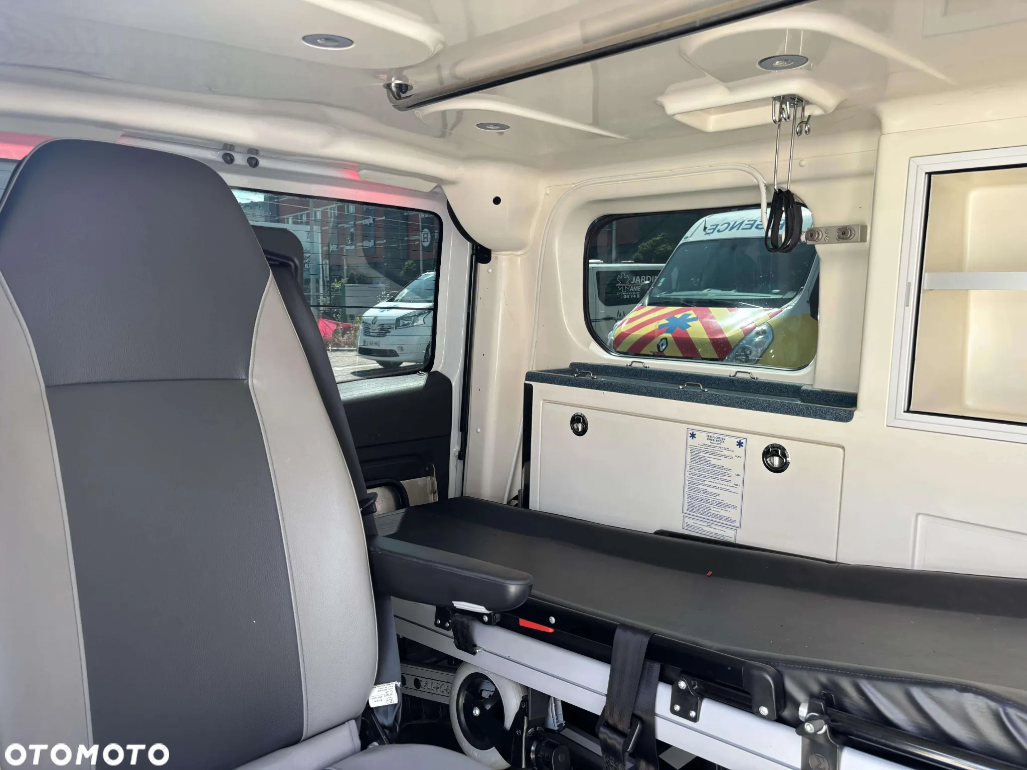 Renault Trafic - 18
