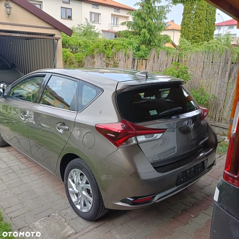 Toyota Auris 1.8 HSD Luna - 7