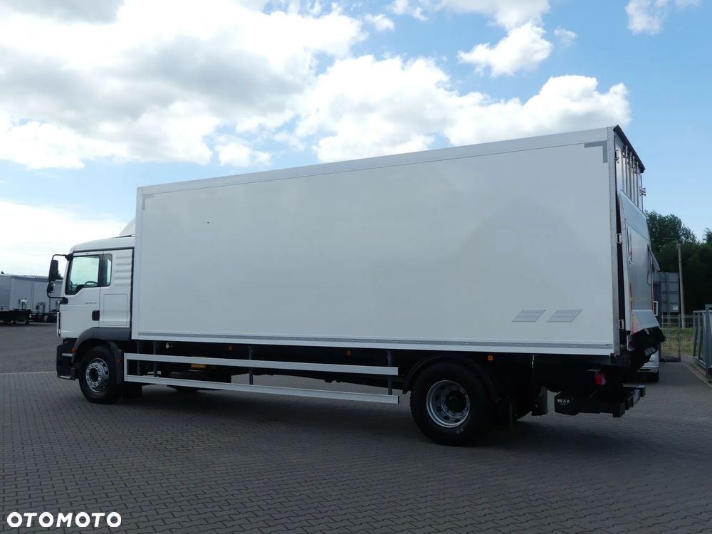 MAN TGM 18.250 / CHŁODNIA + WINDA / KABINA SYPIALNA / EURO 6 / - 5