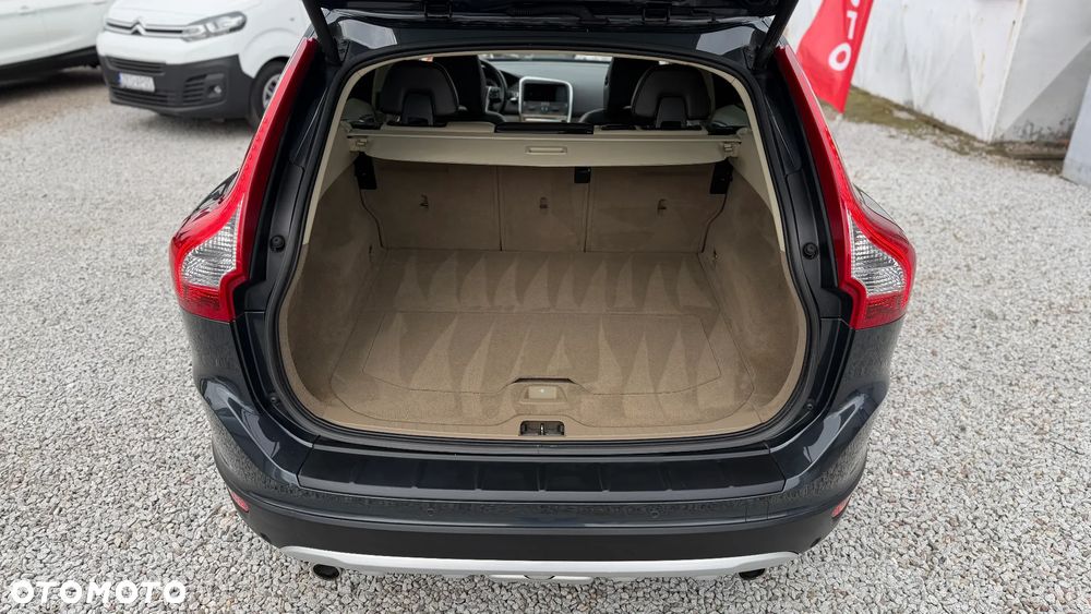 Volvo XC 60 D5 AWD Summum - 12