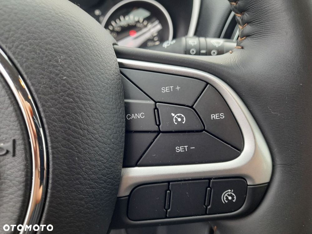 Jeep Compass 1.4 TMair Limited FWD S&S - 17