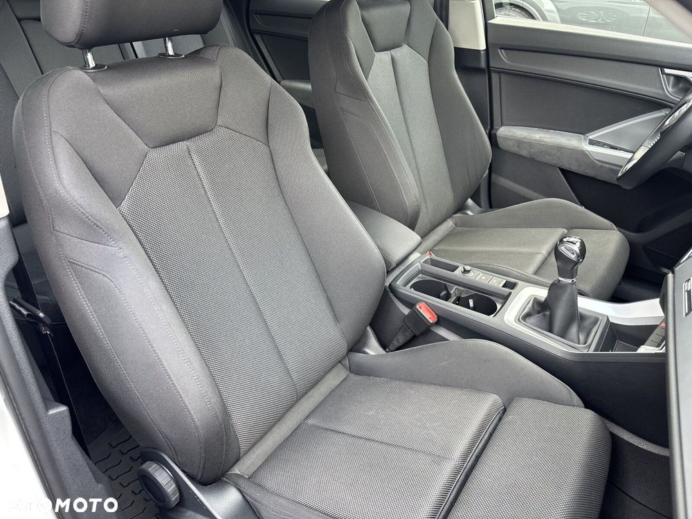 Audi Q3 Sportback - 28