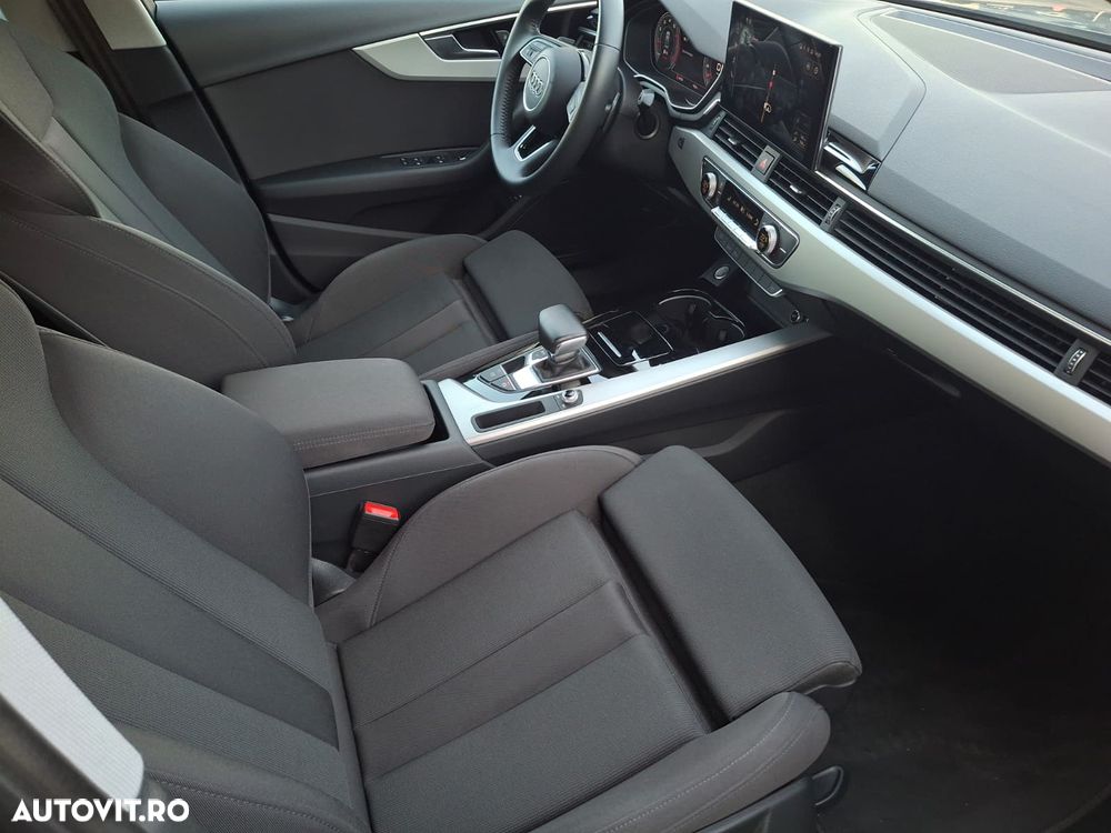 Audi A4 35 TFSI S tronic - 11