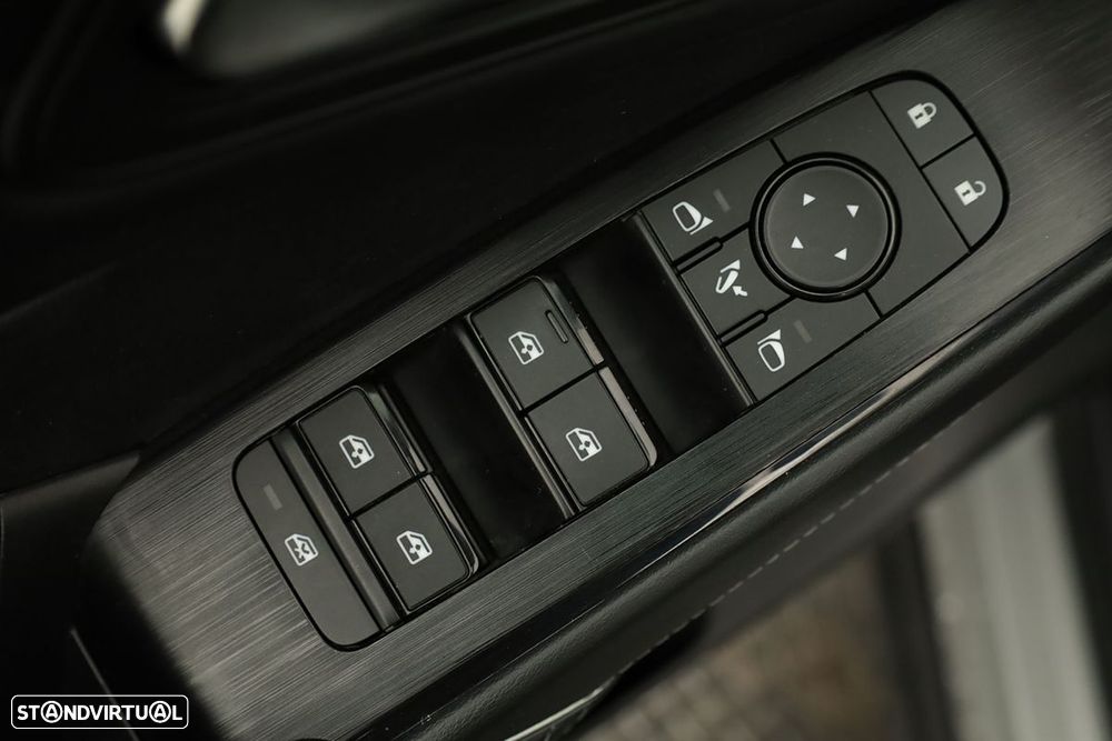 Nissan Qashqai 1.3 DIG-T N-Connecta LED Xtronic - 19