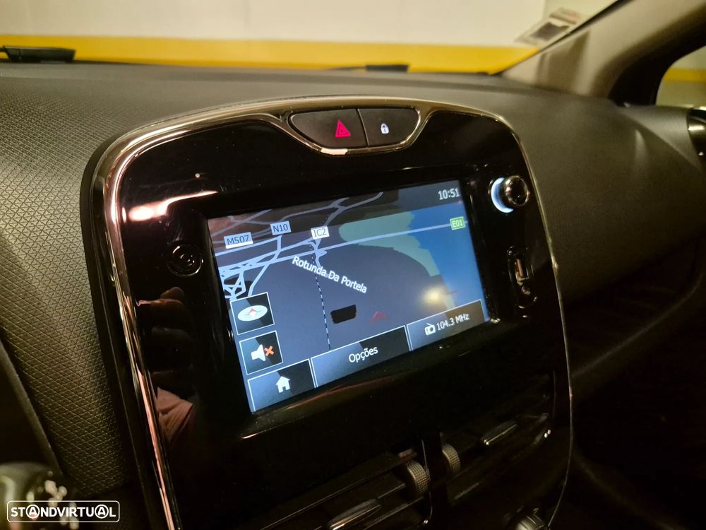Renault Clio Sport Tourer 1.5 dCi Dynamique S - 16