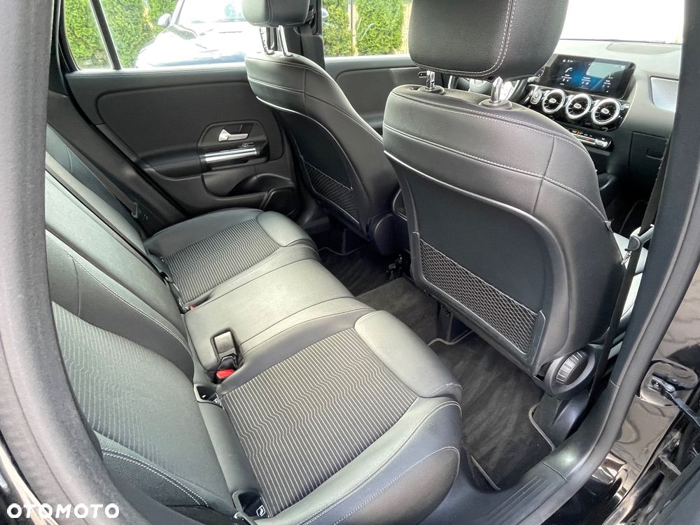 Mercedes-Benz GLA 200 7G-DCT Edition 1 - 10