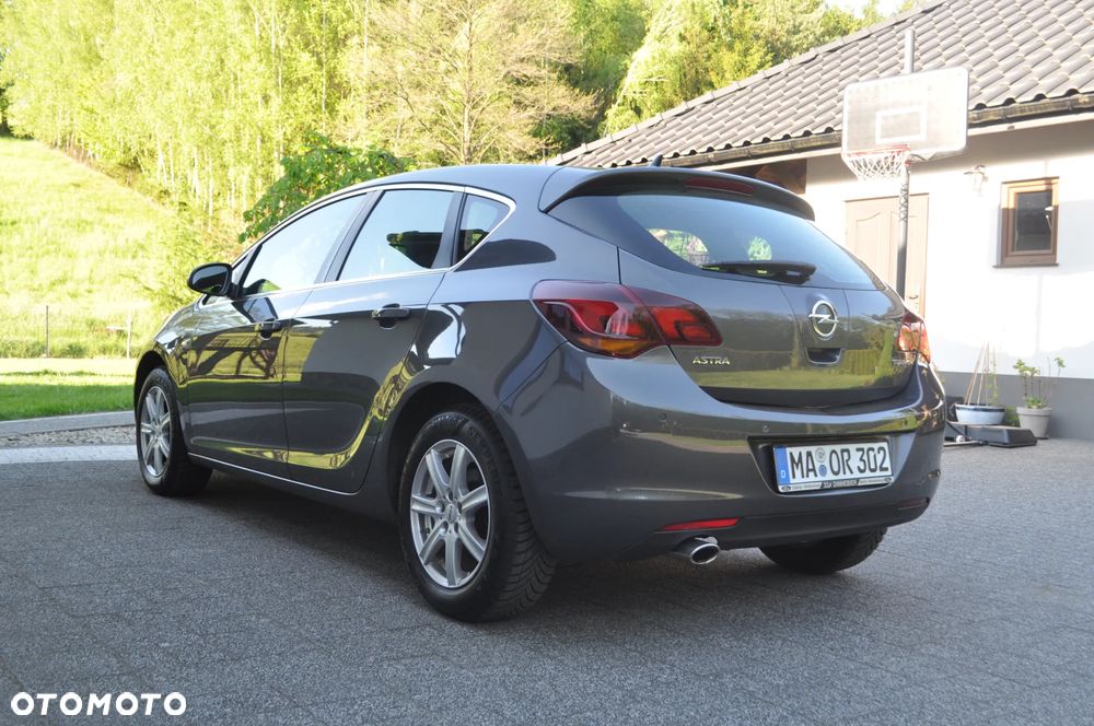 Opel Astra 1.4 Turbo Cosmo - 16