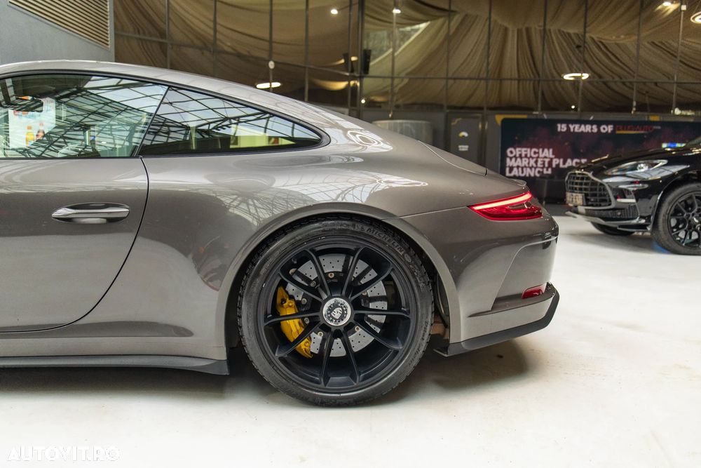 Porsche 911 GT3 - 5