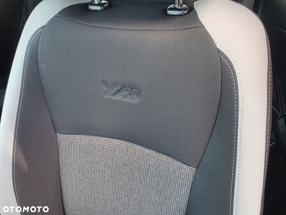 Toyota Yaris 1.5 VVT-i Y20 Team Deutschland - 33