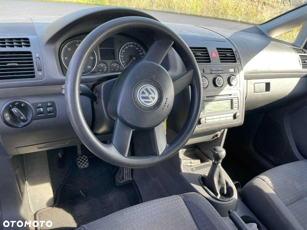 Volkswagen Touran - 6