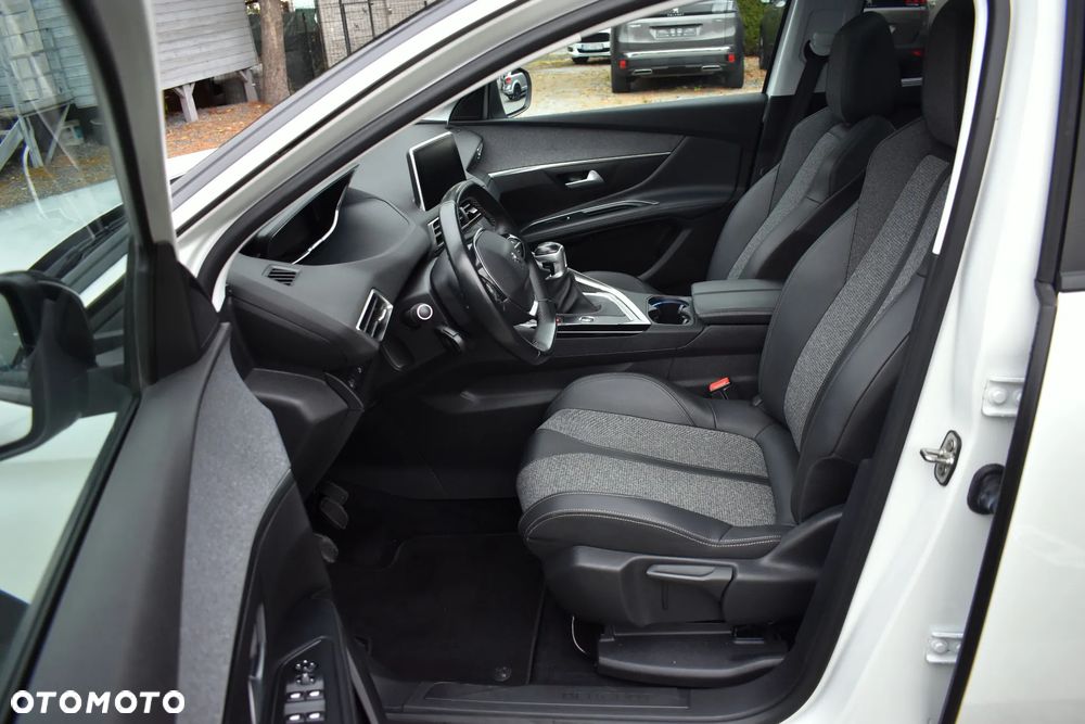 Peugeot 5008 BlueHDi 130 Allure Pack - 21