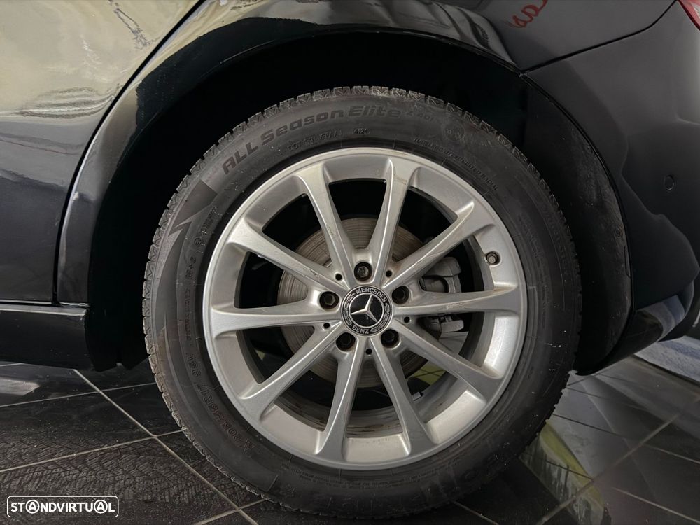 Mercedes-Benz A 180 d Progressive Aut. - 13