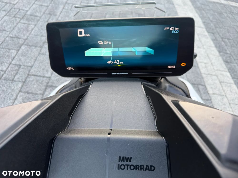 BMW CE 04 - 13