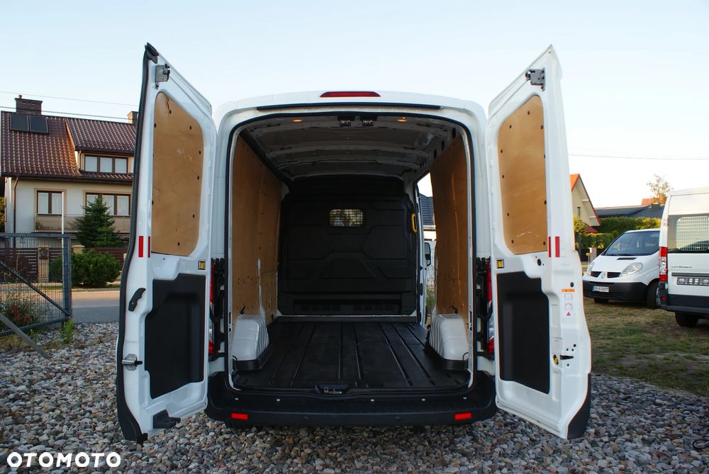 Ford Transit - 19