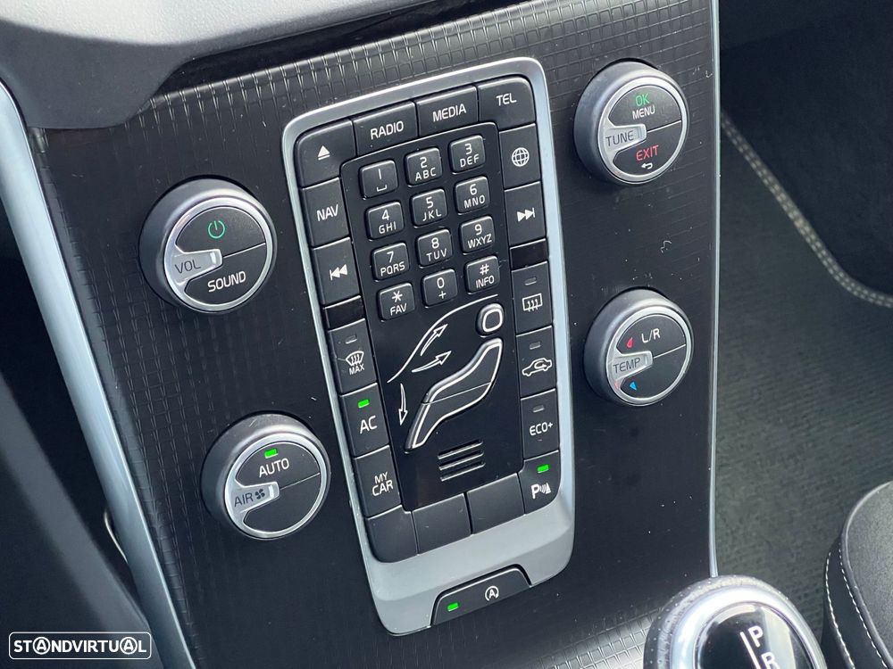 Volvo V40 1.5 T3 Sport Edition R Geartronic - 16