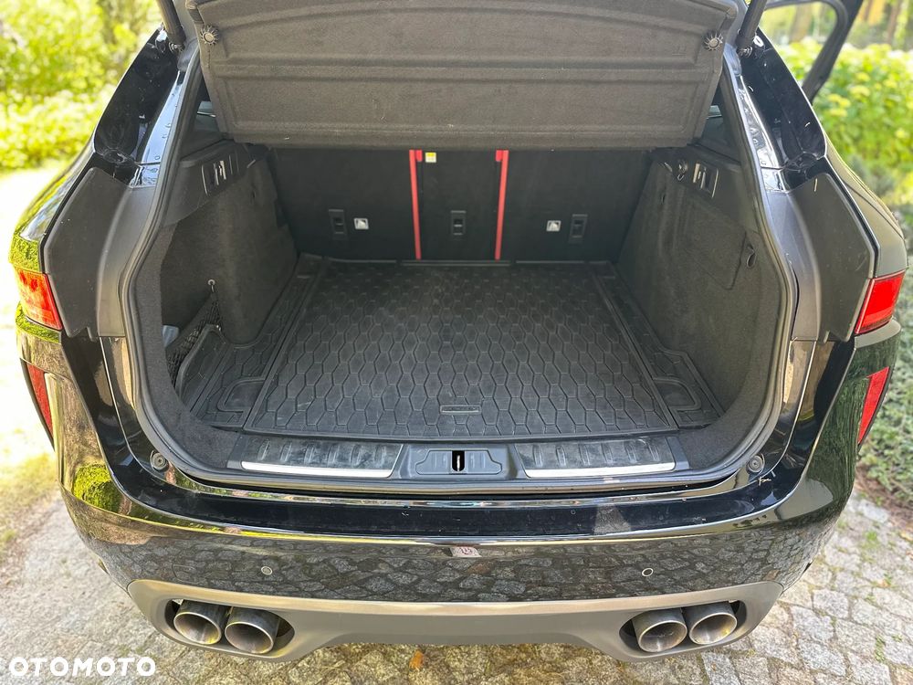 Jaguar F-Pace 5.0 V8 P550 AWD SVR - 18