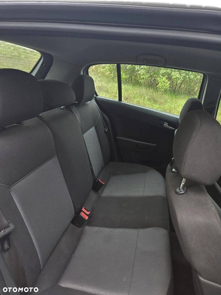 Opel Astra - 15
