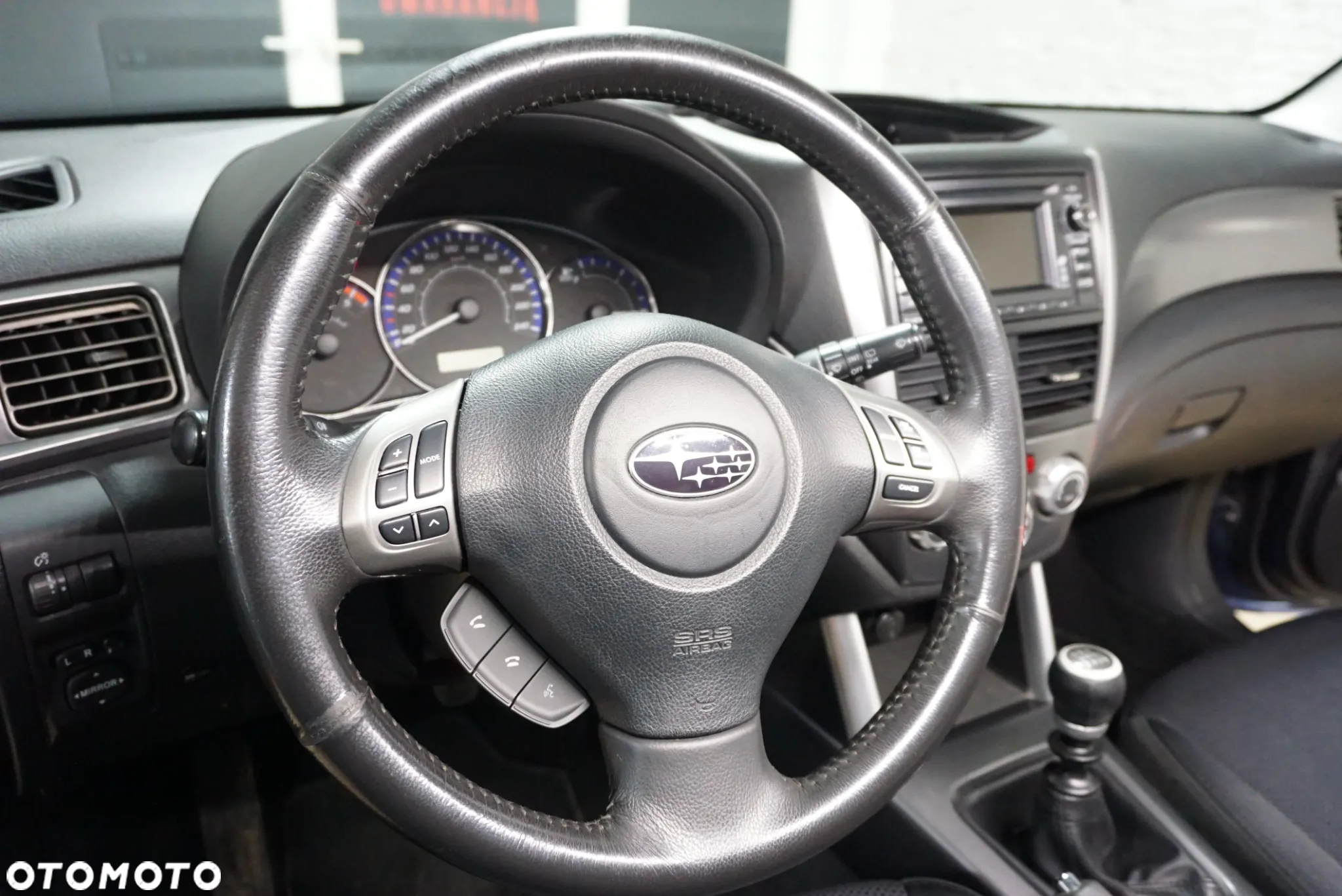Subaru Forester 2.0 D Exclusive - 28