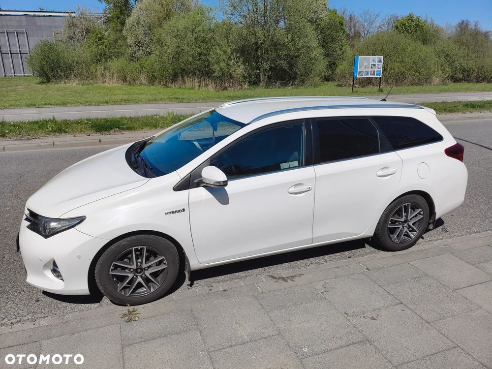 Toyota Auris - 2