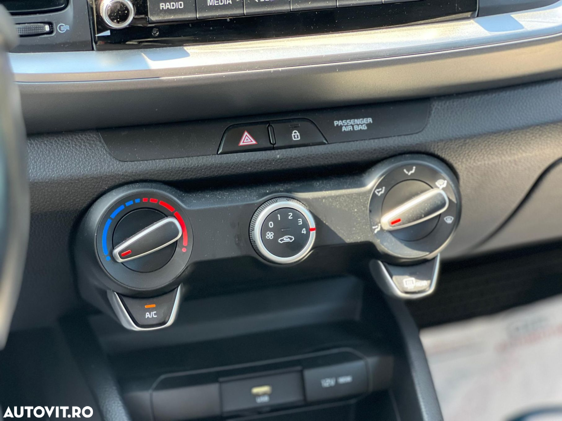 Kia Stonic 1.0 T-GDI 7DCT HP MHEV Trend - 16