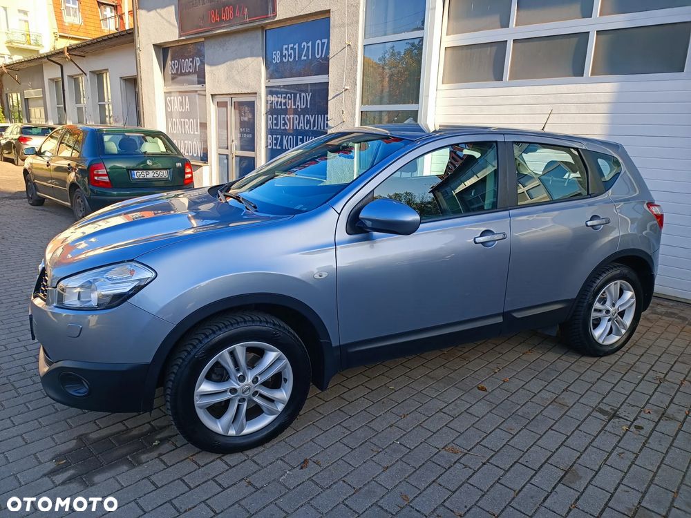 Nissan Qashqai 2010 photo 2