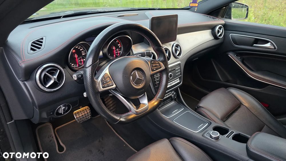 Mercedes-Benz CLA 220 d 7G-DCT - 8