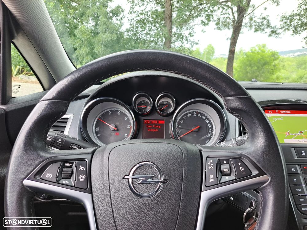 Opel Astra 1.6 CDTI Executive S/S J18 - 17