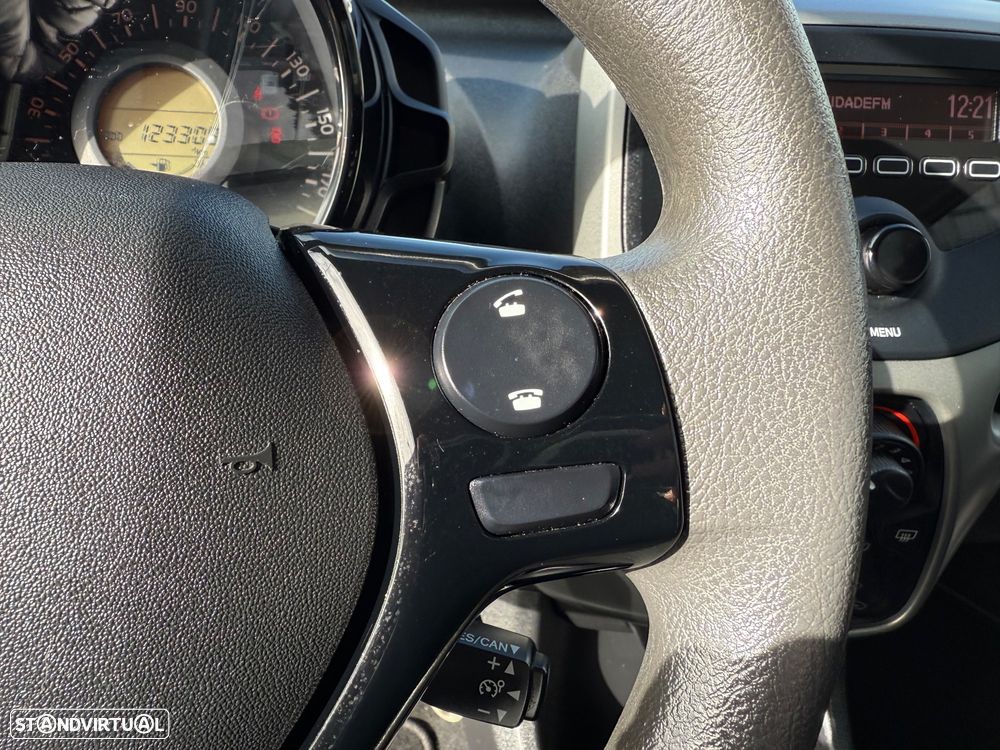 Peugeot 108 1.2 PureTech Active - 21